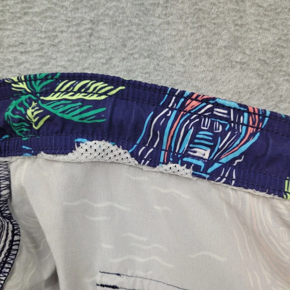 Vineyard Vines Swim Trunks Mens Medium Blue Palm Tree Boat Print Board Shorts